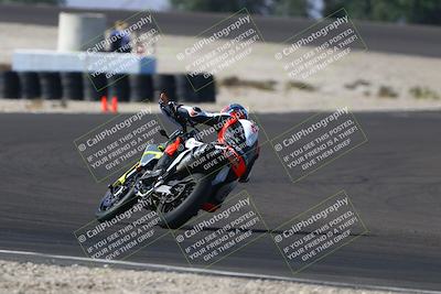 media/Sep-21-2025-TrackDaz (Sun) [[277c75b276]]/B Group/1020am (Turn 1)/